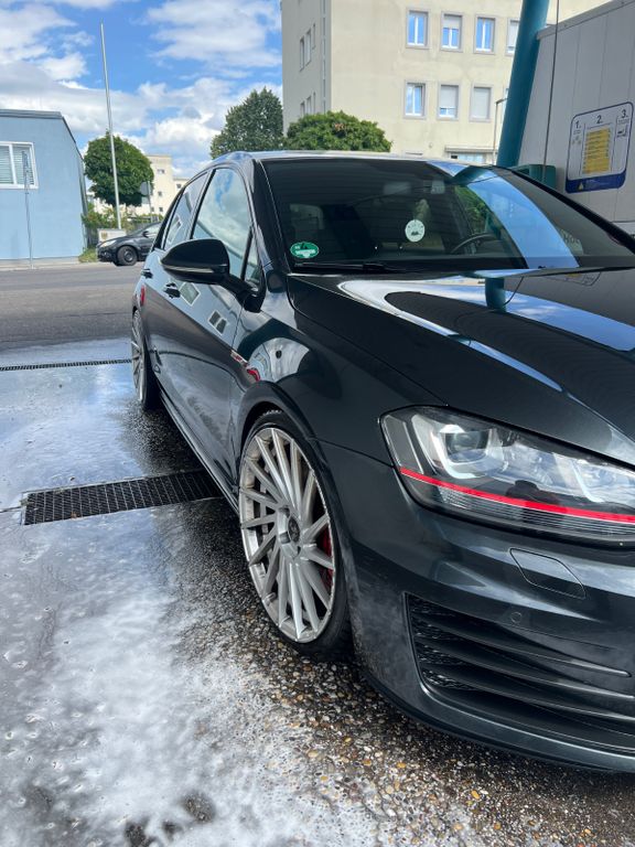 Bild des Angebotes Volkswagen Golf 2.0 DSG GTI Perf.  JP-Perf. Aga ,Scheckheft