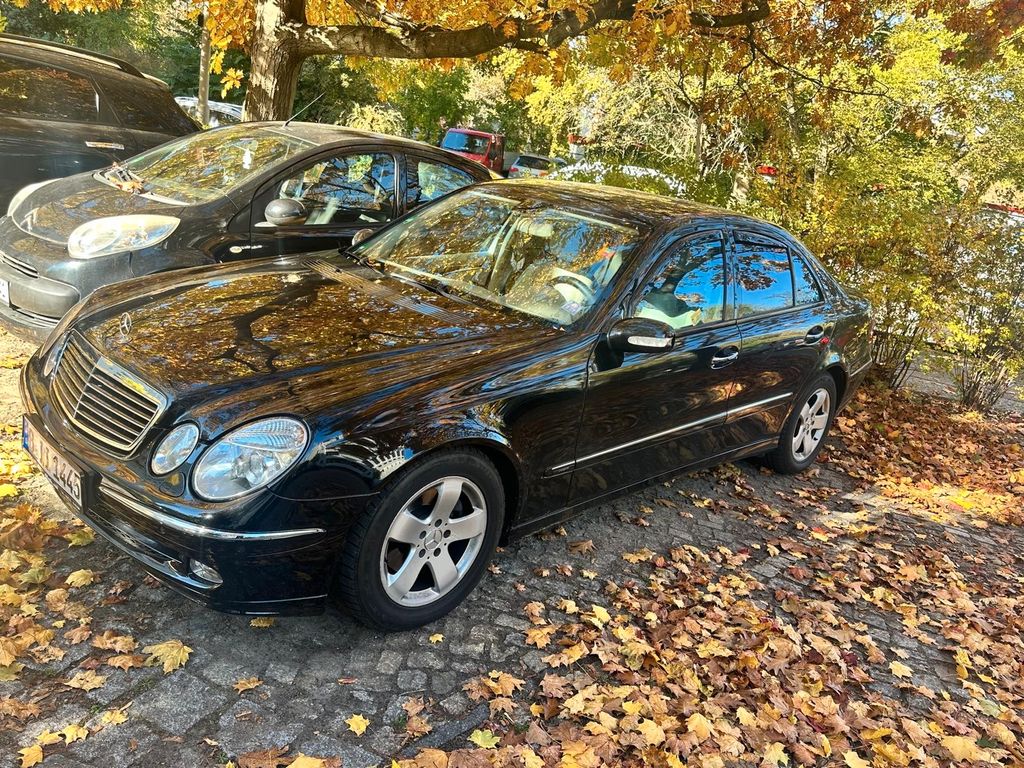 Bild des Angebotes Mercedes-Benz E 240 4MATIC AVANTGARDE Avantgarde
