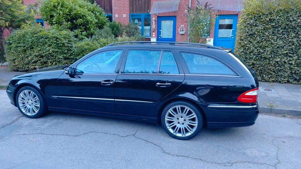 Bild des Angebotes Mercedes-Benz E 320 CDI T Avantgarde