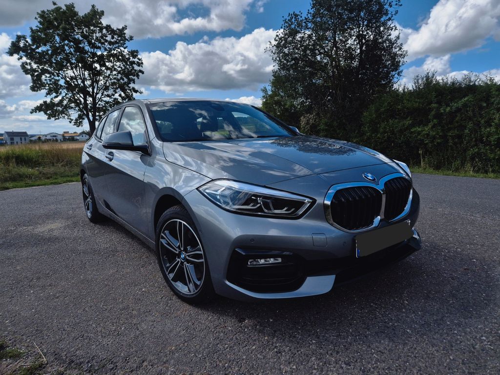 Bild des Angebotes BMW 120d xDrive Sport Line