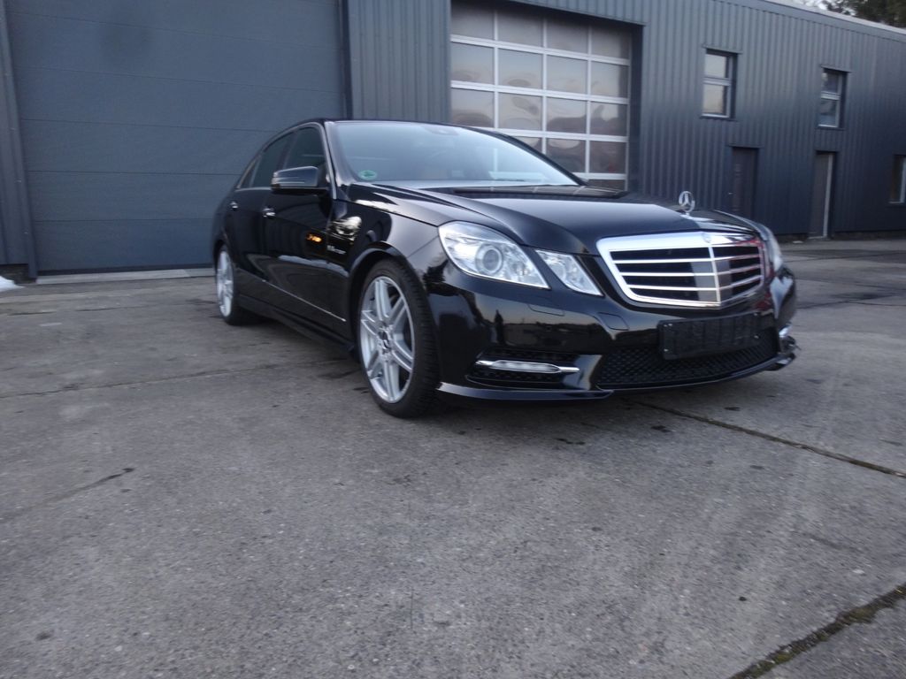 Bild des Angebotes Mercedes-Benz E 500 4,7l V8 BITURBO AMG Paket Innen u Außen HK