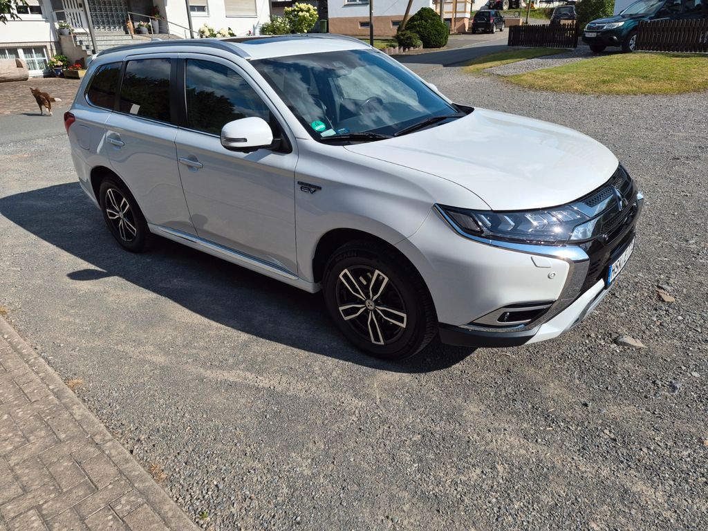 Bild des Angebotes Mitsubishi Plug-in Hybrid Outlander 2.4 MIVEC PLUG-IN H...