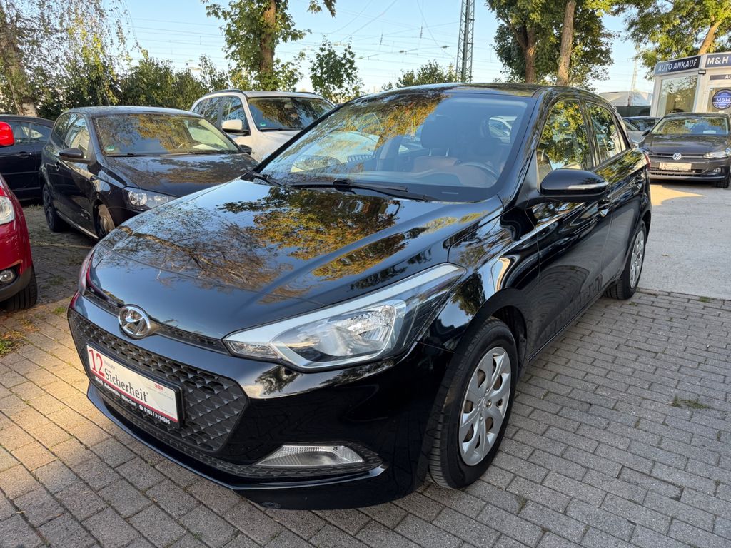 Bild des Angebotes Hyundai i20 Classic *2.Hand*Euro 6*Klima*