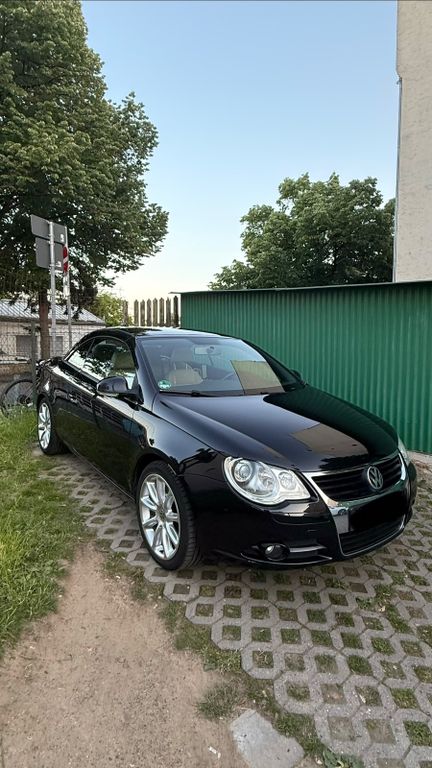 Bild des Angebotes Volkswagen Eos 2.0 TDI DSG - chekheftgepflegt - 8x bereift