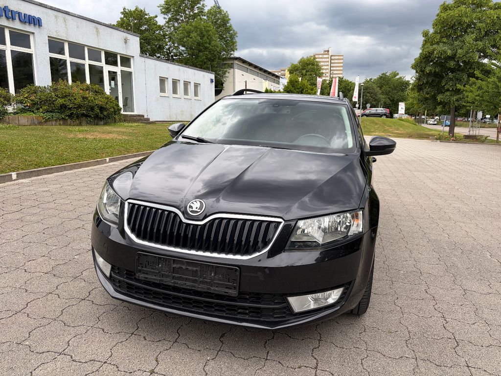 Bild des Angebotes Skoda Octavia Combi Elegance- Automatik -Panorama