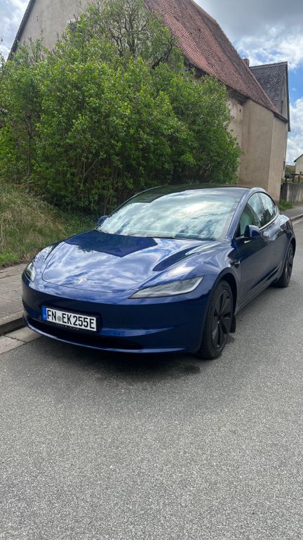 Bild des Angebotes Tesla Model 3 HIGHLAND Hinterradantrieb RWD