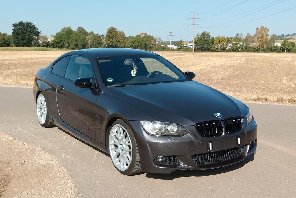 Bild des Angebotes BMW 335i Coupé - M-Paket, M-Performance Abgasanlage