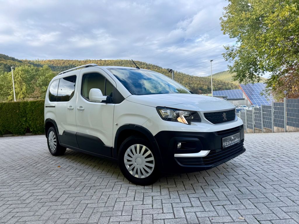 Bild des Angebotes Peugeot Rifter 1.2 PureTech 110 Active L1 5 Sitzer