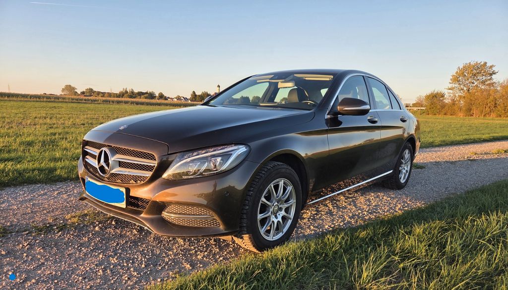 Bild des Angebotes Mercedes-Benz C 180, TOP Zustand, Garagen-FZ
