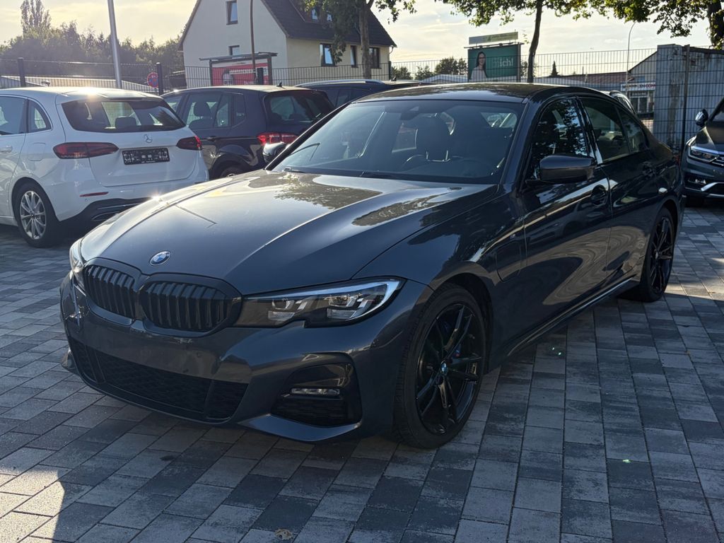 Bild des Angebotes BMW 330 e M Sport Paket / LED / Kamera / Shadow Line