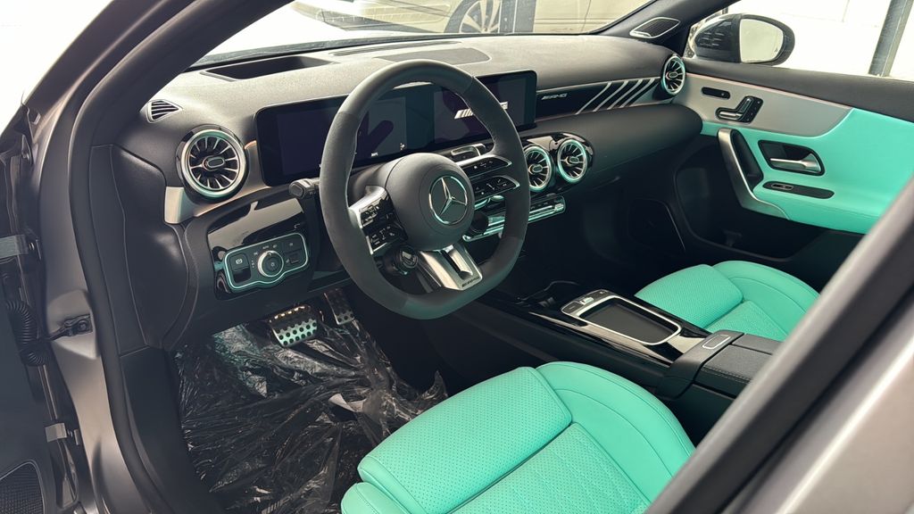 Bild des Angebotes Mercedes-Benz A 45 S AMG 4MATIC+ Panorama volllllll