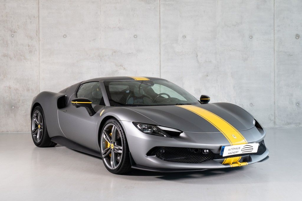 Bild des Angebotes Ferrari 296 GTB Full Carbon LIFTSYSTEM RACING SEATS