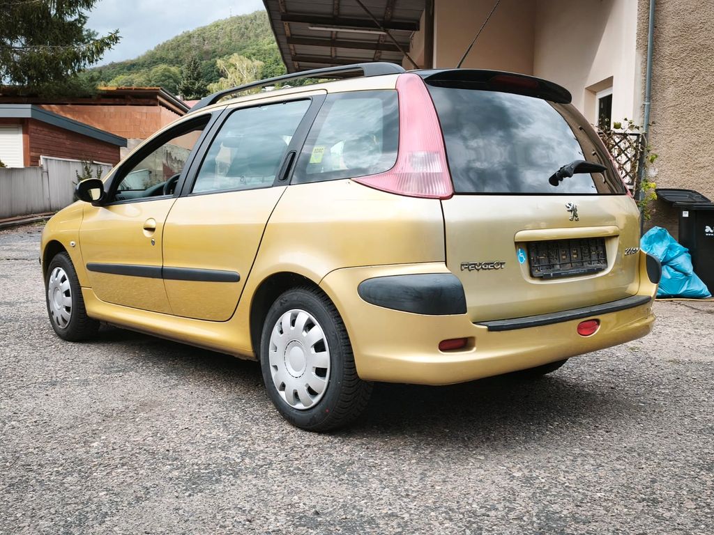 Bild des Angebotes Peugeot 206 Grand Filou Cool 90 ESP Grand Filou Cool
