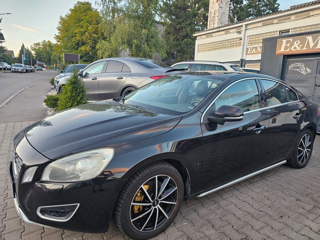 Bild des Angebotes Volvo S60 Lim. Summum*NAVI*LEDER*KAMERA*ACC*PDC*SHZ*XE