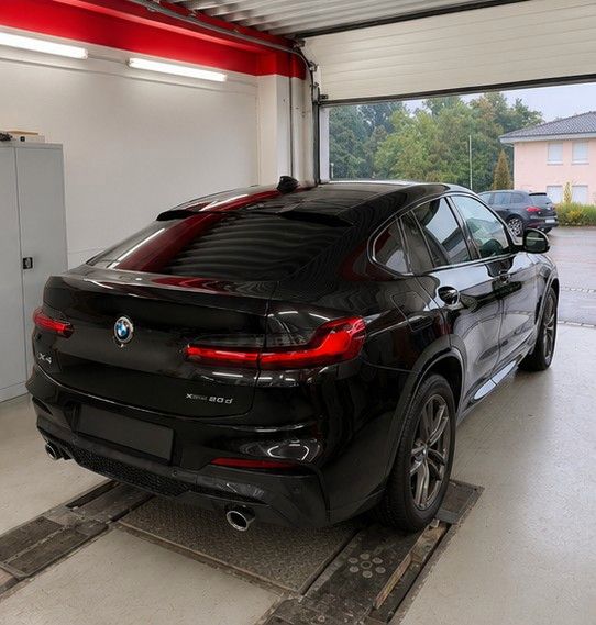 Bild des Angebotes BMW X4 xDrive20d AT M Sport M Sport