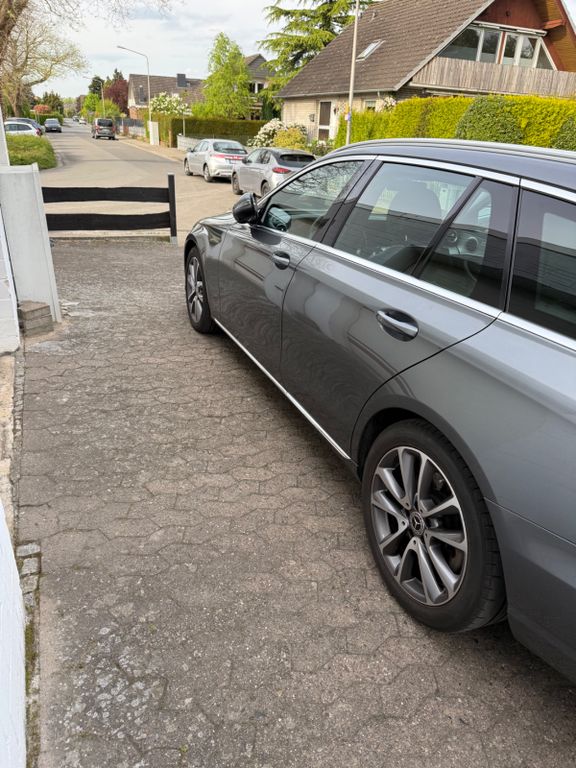 Bild des Angebotes Mercedes-Benz E 350 d T Autom. -