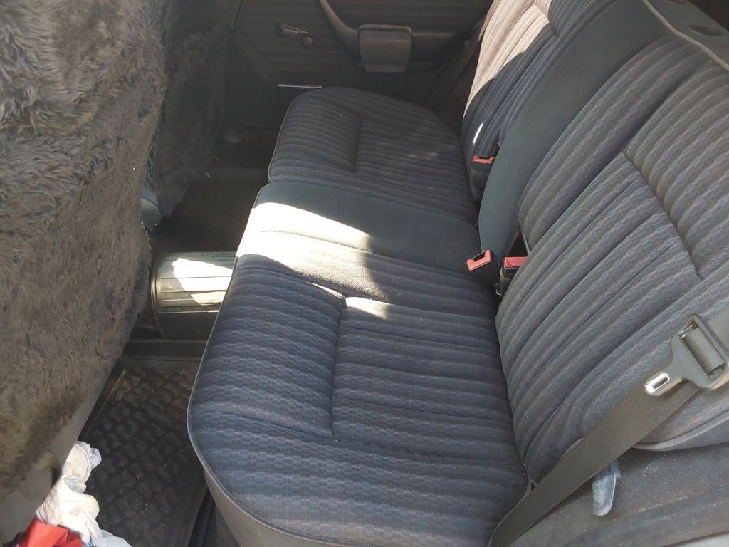 Bild des Angebotes Mercedes-Benz E 230 H- Kennzeichen ( Oldtimer)