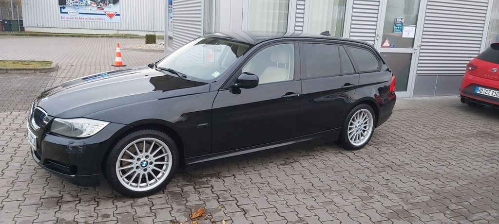 Bild des Angebotes BMW 320d touring -TÜV bis 02/2028