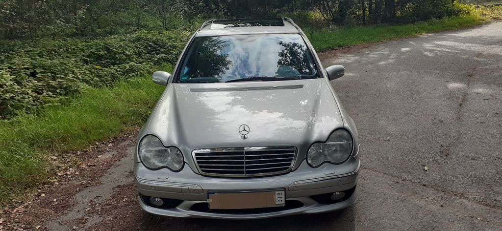 Bild des Angebotes Mercedes-Benz  C 32 T AMG