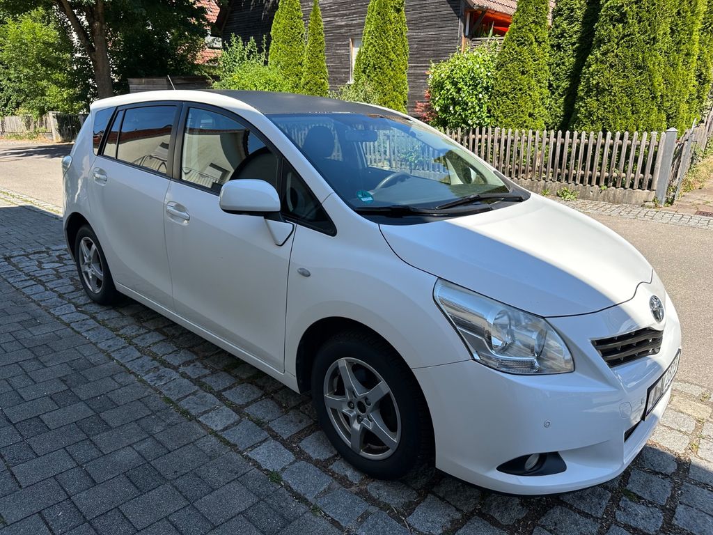 Bild des Angebotes Toyota Verso 1.8l Travel