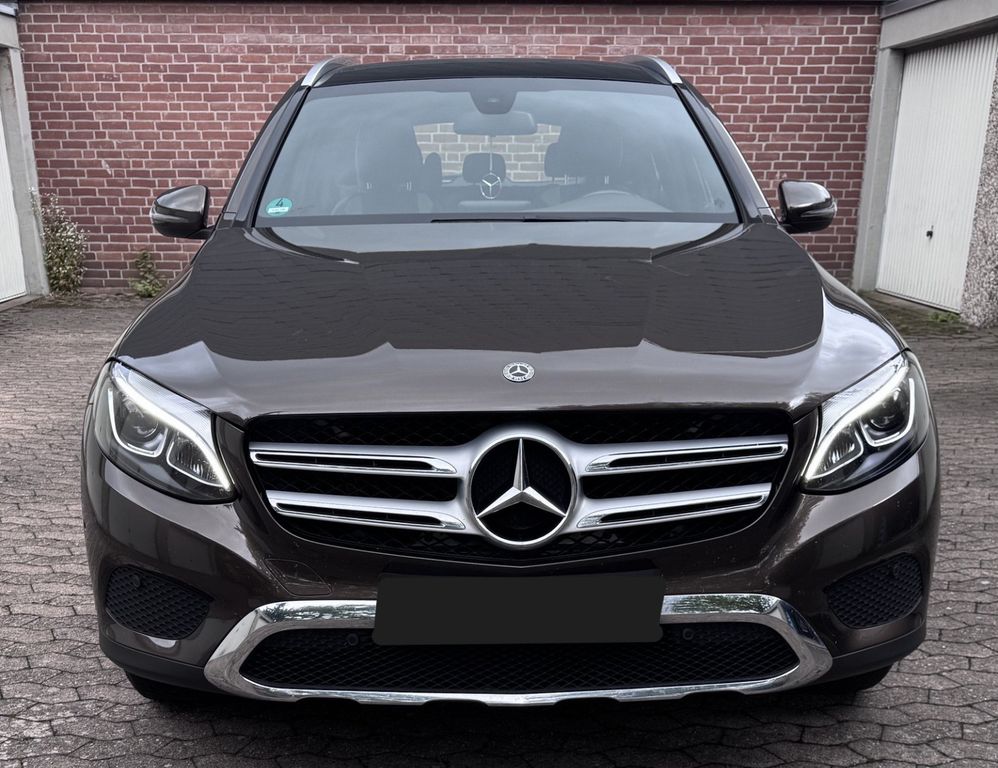 Bild des Angebotes Mercedes-Benz GLC 250 4MATIC Autom, LED, Panorama