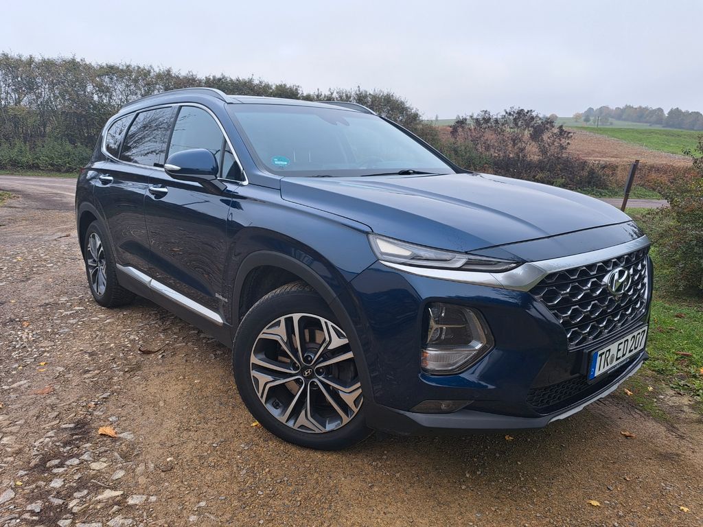 Bild des Angebotes Hyundai SANTA FE 2.2 CRDi Premium 4WD 8AT SEVEN Premium