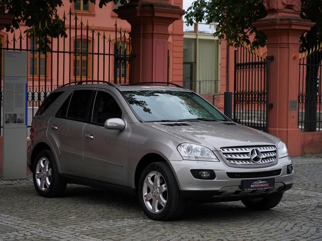 Bild des Angebotes Mercedes-Benz ML 320 CDI 4Matic*Carplay~AHK~S-Dach~Luft~Xenon*