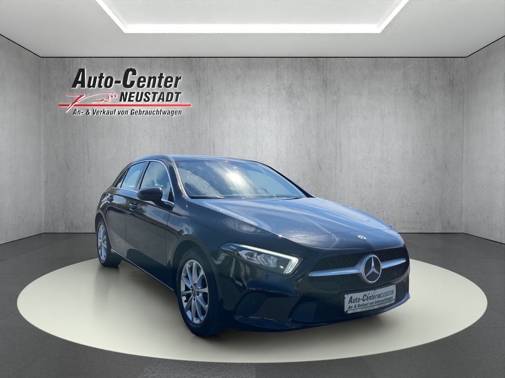 Bild des Angebotes Mercedes-Benz A 250  Business PDC/LANE/APP/NAVI/KLIMAA