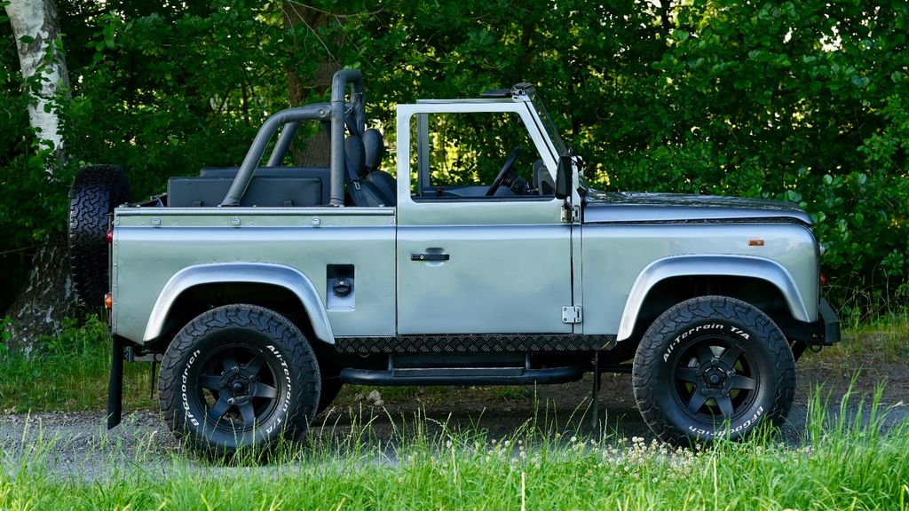 Bild des Angebotes Land Rover Defender 90 V8 Cabrio | H-Kennzeichen