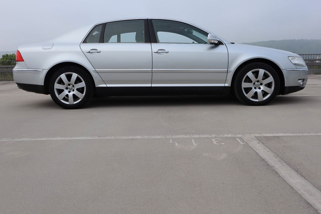 Bild des Angebotes Volkswagen Phaeton 4.2 V8 4MOTION Tiptronic 5-Sitzer