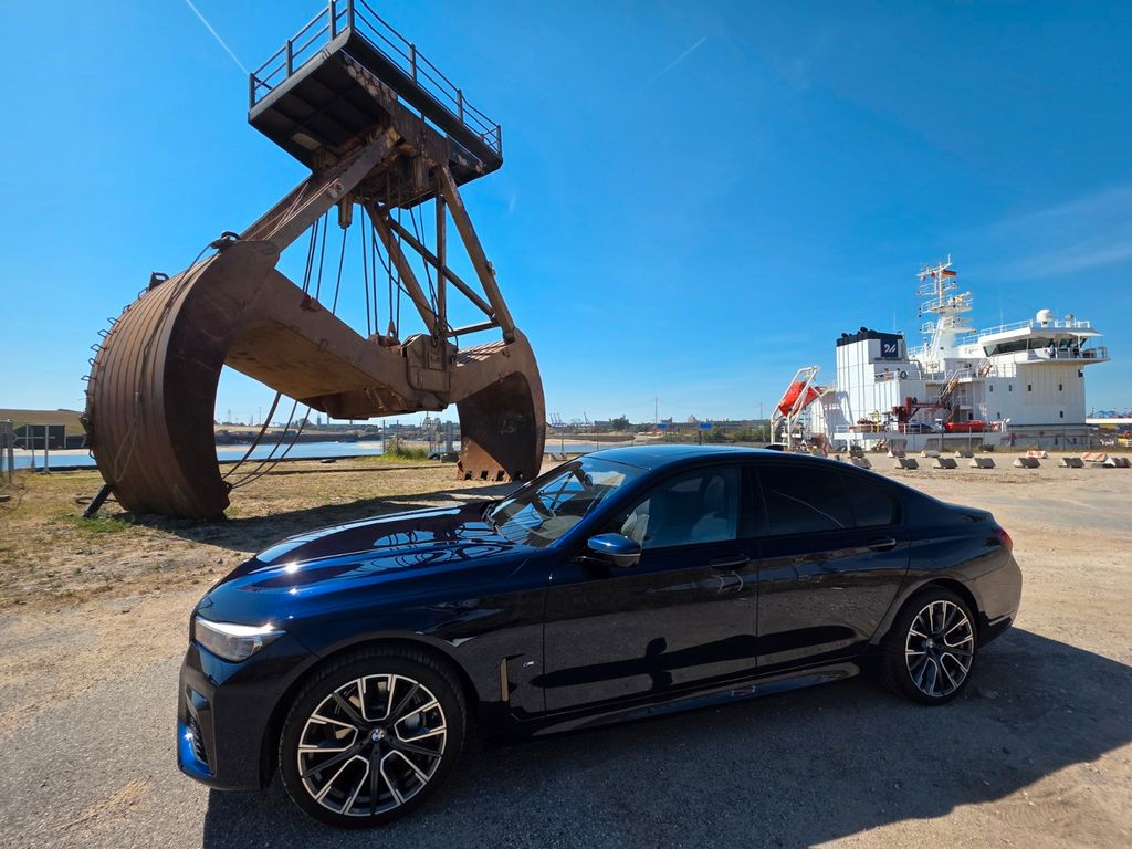 Bild des Angebotes BMW BMW 730d xDrive M Sport LCI Vollausstattung