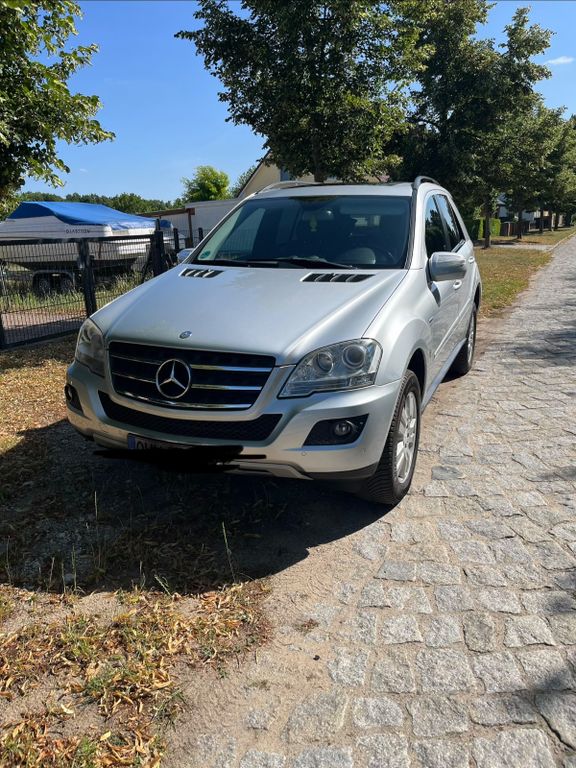 Bild des Angebotes Mercedes-Benz ML 300 CDI 4MATIC BlueEFFICIENCY -