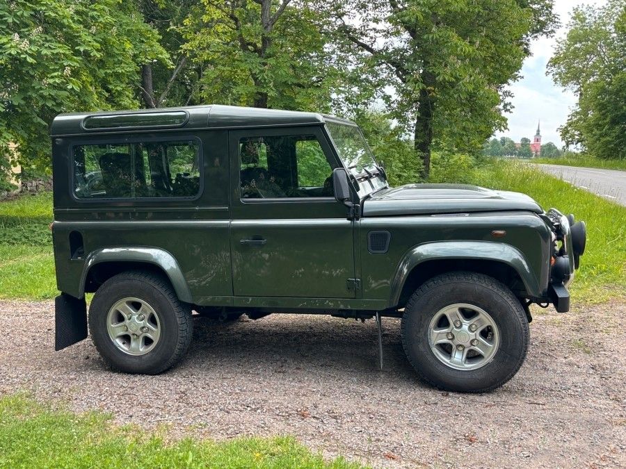 Bild des Angebotes Land Rover Defender 90 Td4 Station Wagon E E