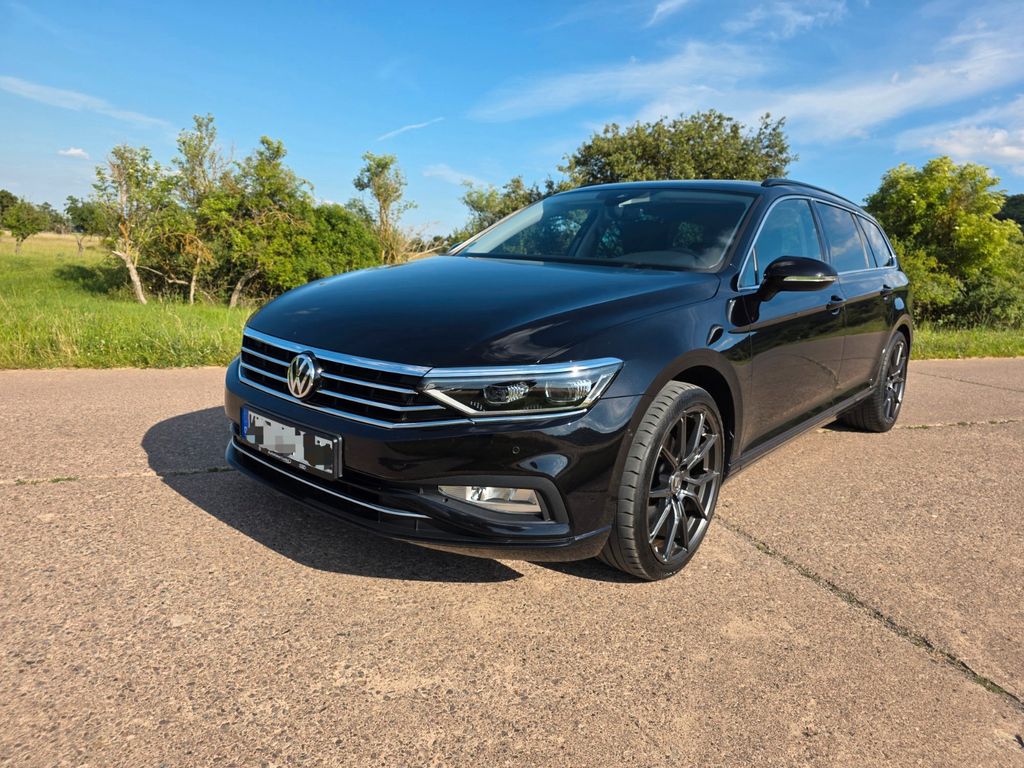 Bild des Angebotes Volkswagen Passat 2.0 TDI SCR DSG Comfortl. Varia...