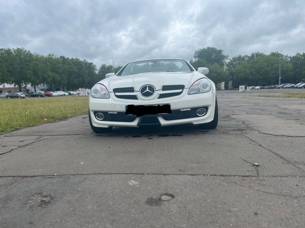 Bild des Angebotes Mercedes-Benz SLK 200,Sportpaket,Sportfahrwerk,2LOOK Edition