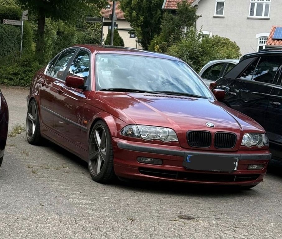 Bild des Angebotes BMW 328i -