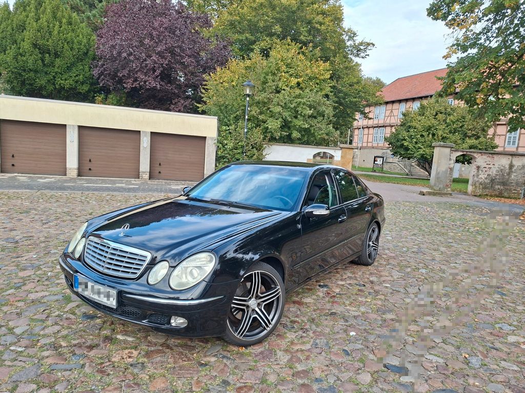 Bild des Angebotes Mercedes-Benz E Klasse,Benzin/LPG, 2.Hand, NR, viele Neuteile