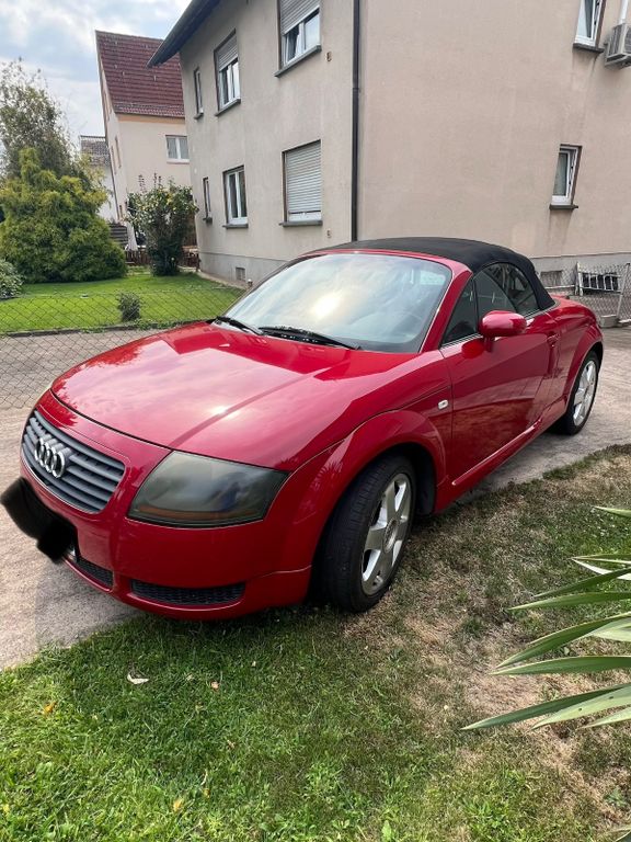 Audi TT Roadster 1.8T 110KW -