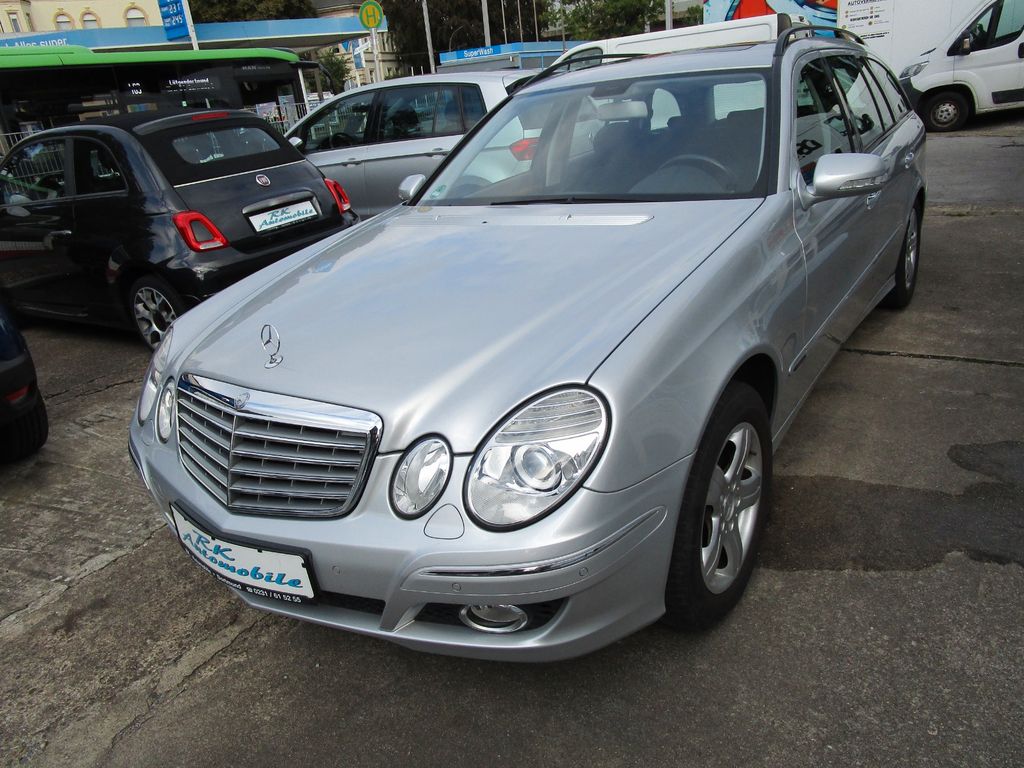 Bild des Angebotes Mercedes-Benz E 200 T-Modell Kompressor / XENON / Automatic