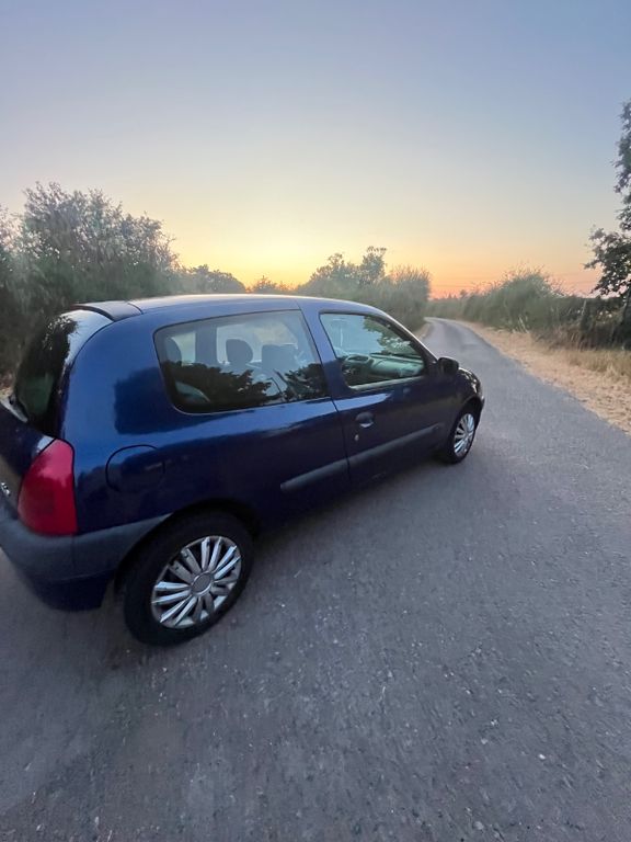 Renault Clio Basis 1.2 Basis