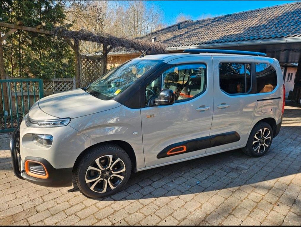 Bild des Angebotes Citroën Berlingo BlueHDi 130 S&S SHINE M EAT8 SHINE