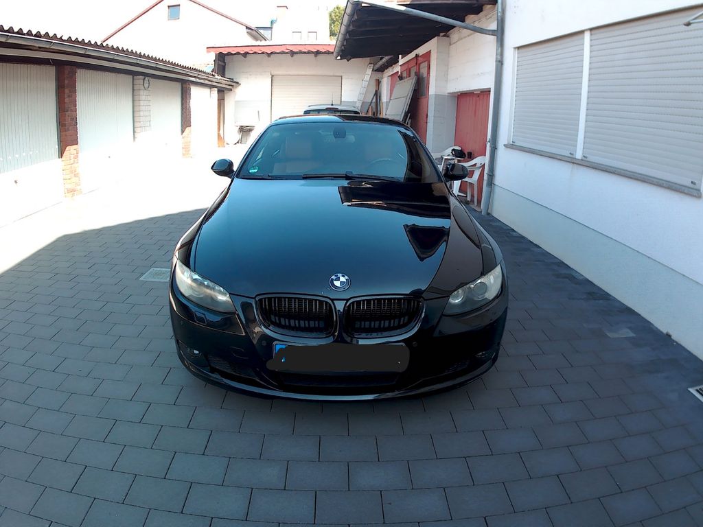 Bild des Angebotes BMW 325i Cabrio -