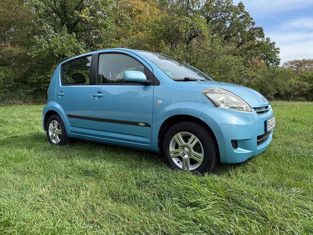 Bild des Angebotes Daihatsu Sirion 1.3 mit Momo Lederlenkrad