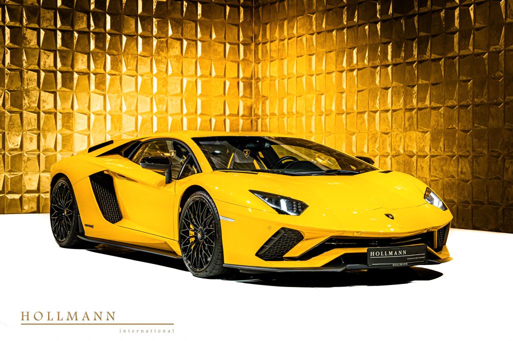 Bild des Angebotes Lamborghini Aventador S + Alcantara+ Heated Seats+Camera