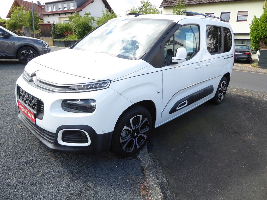 Bild des Angebotes Citroën Berlingo Shine Blue HDI 131+Panorama+AHK