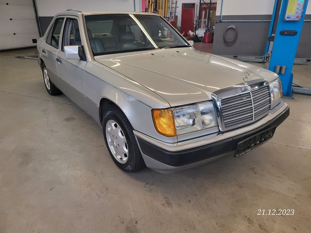 Bild des Angebotes Mercedes-Benz 400