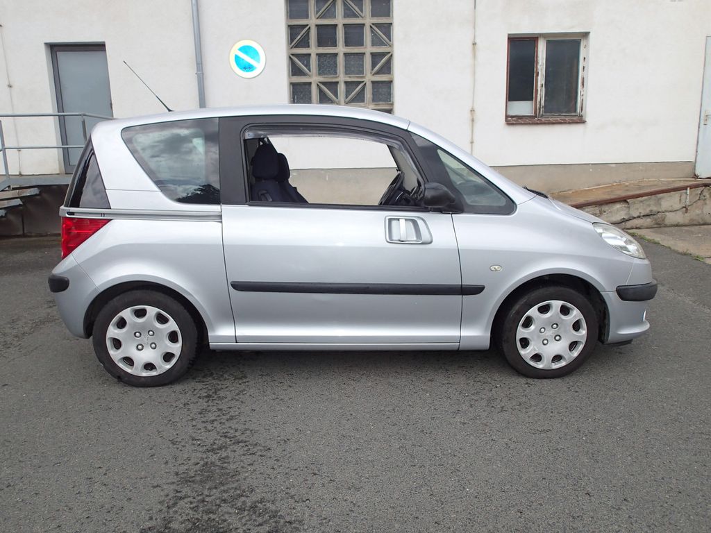 Bild des Angebotes Peugeot 1007 Prémium 110 Automatik Klima