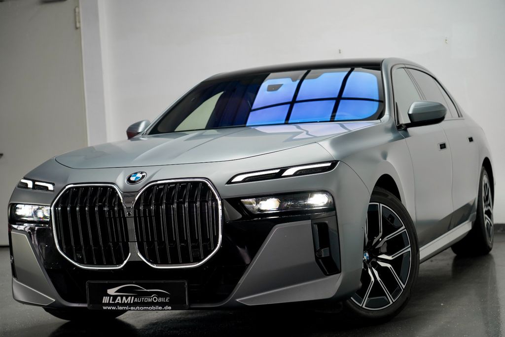 Bild des Angebotes BMW 740d xDrive M Sport FOND TV EXECUTIVE 360 VOLL