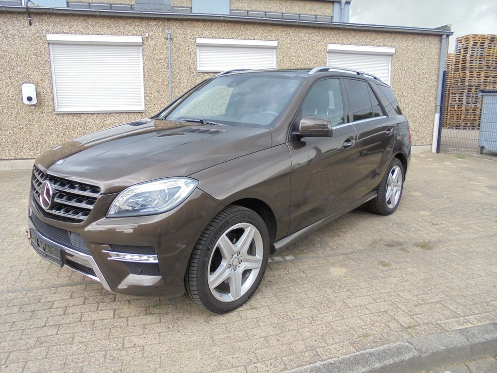 Bild des Angebotes Mercedes-Benz ML 350 CDI BlueTec 4Matic AMG-Line Panorama