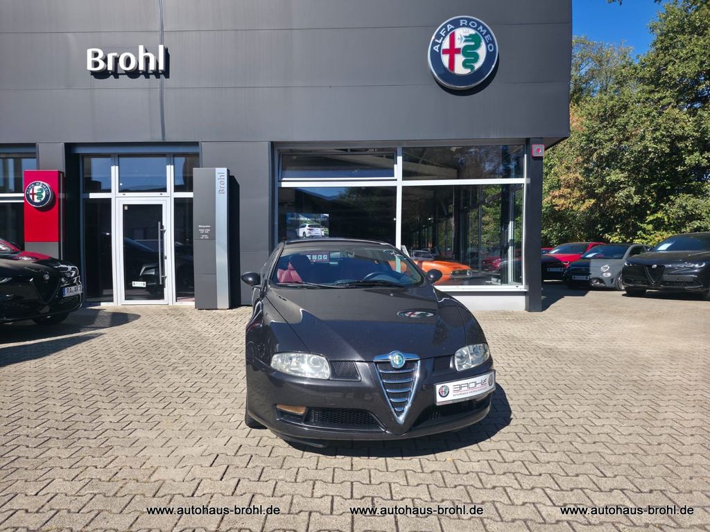 Bild des Angebotes Alfa Romeo GT 2.0 JTS Distinctive